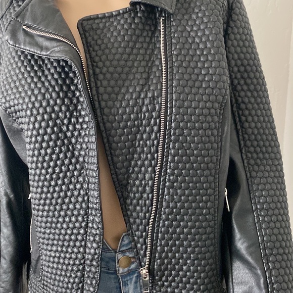 ii Sisters Zip-Up Moto Faux Leather & Faux Fur Jacket - Picture 12 of 16